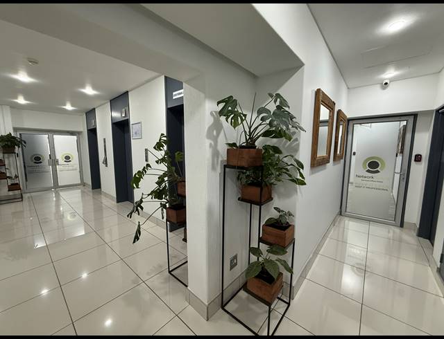 25.40M² SERVICED OFFICE TO LET IN BRAAMFONTEIN WERF